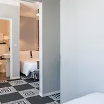 Logis - Le Charleston Hotel
