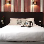 Logis - Le Charleston 3* לה מאנש