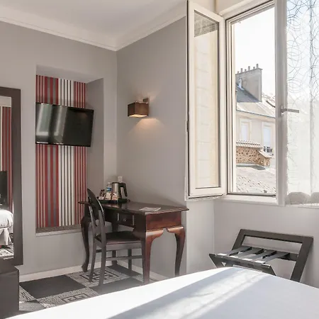 Logis - Le Charleston Hotel