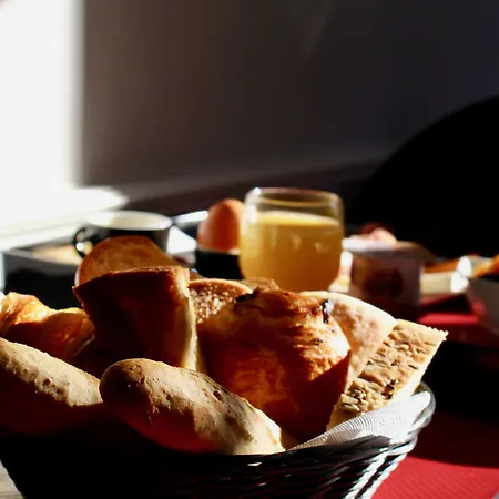 Logis - Le Charleston