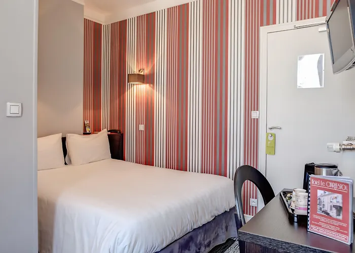 Logis - Le Charleston Hotel Le Mans