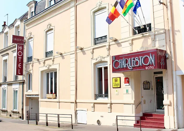 Hotel Logis - Le Charleston Le Mans