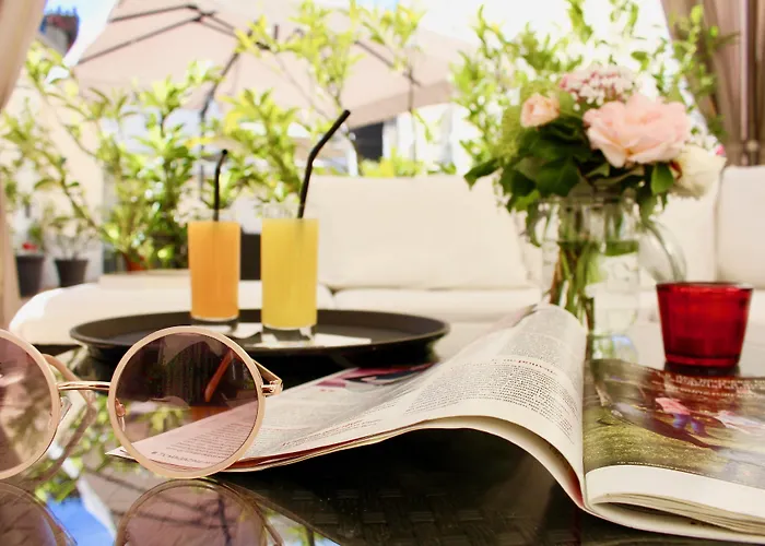 Hotel Logis - Le Charleston Le Mans